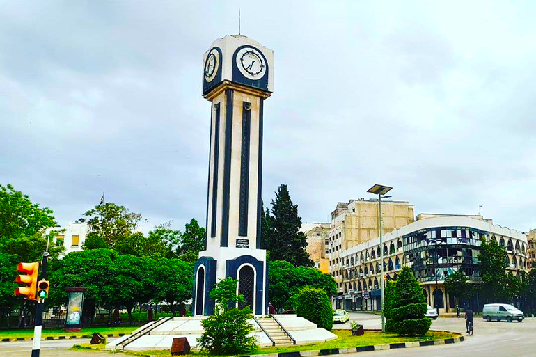 ساحة الساعة 