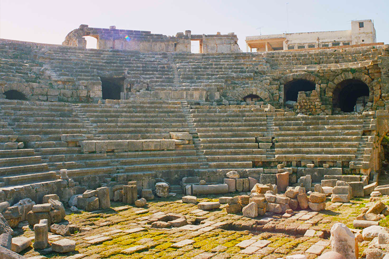 مدرج جبلة الروماني